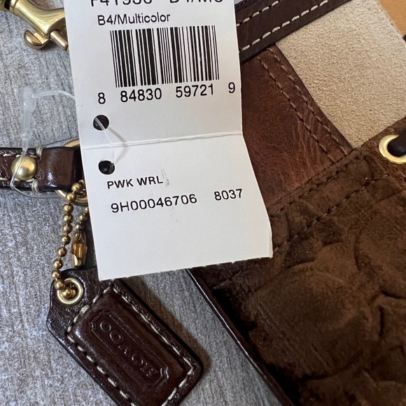 AUTHENTIC Classic Coach Patchwork Gold Signature Zip Small Wristlet - Picture 5 of 9